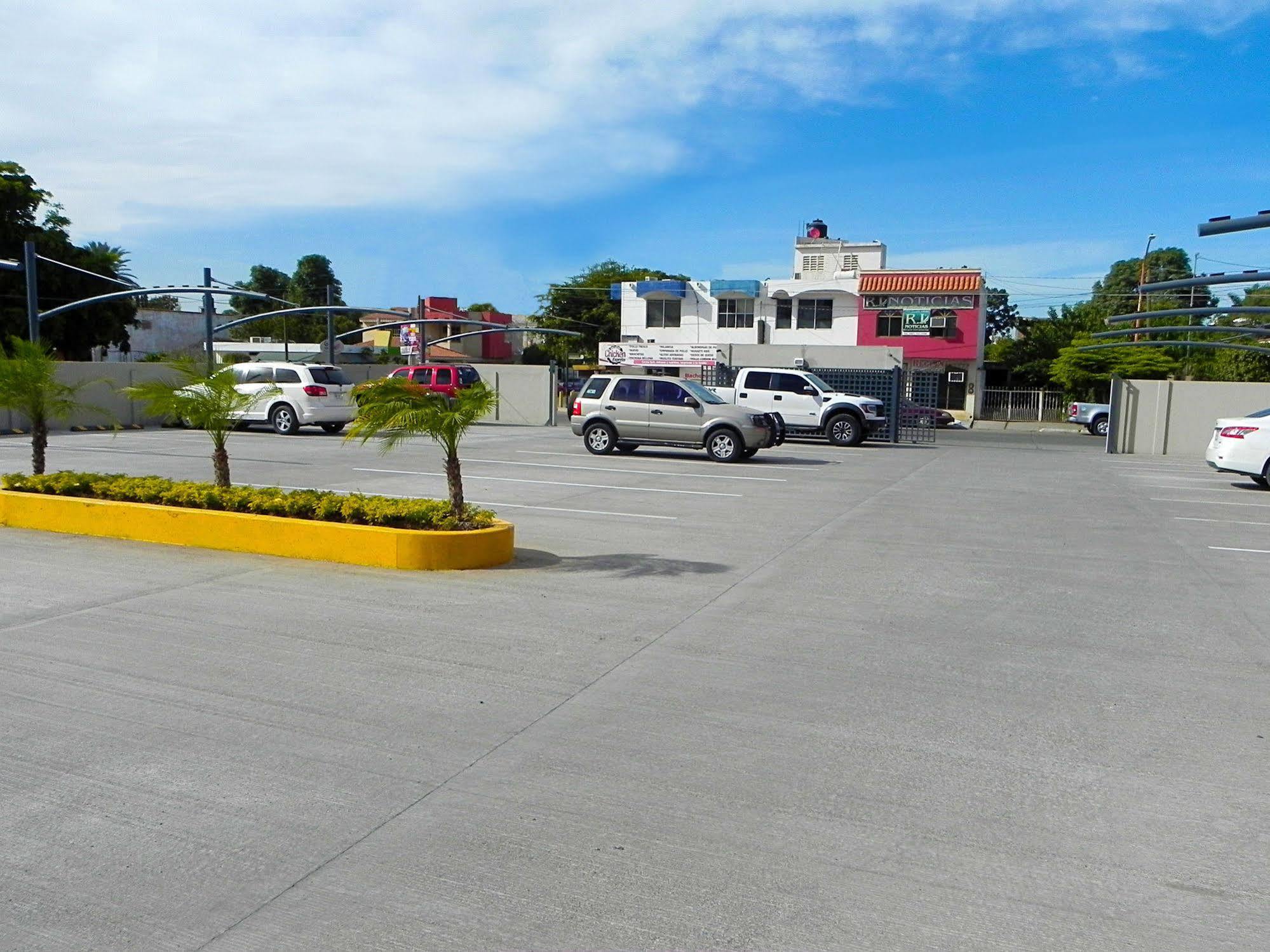 Hotel El Sembrador Guasave Exteriör bild